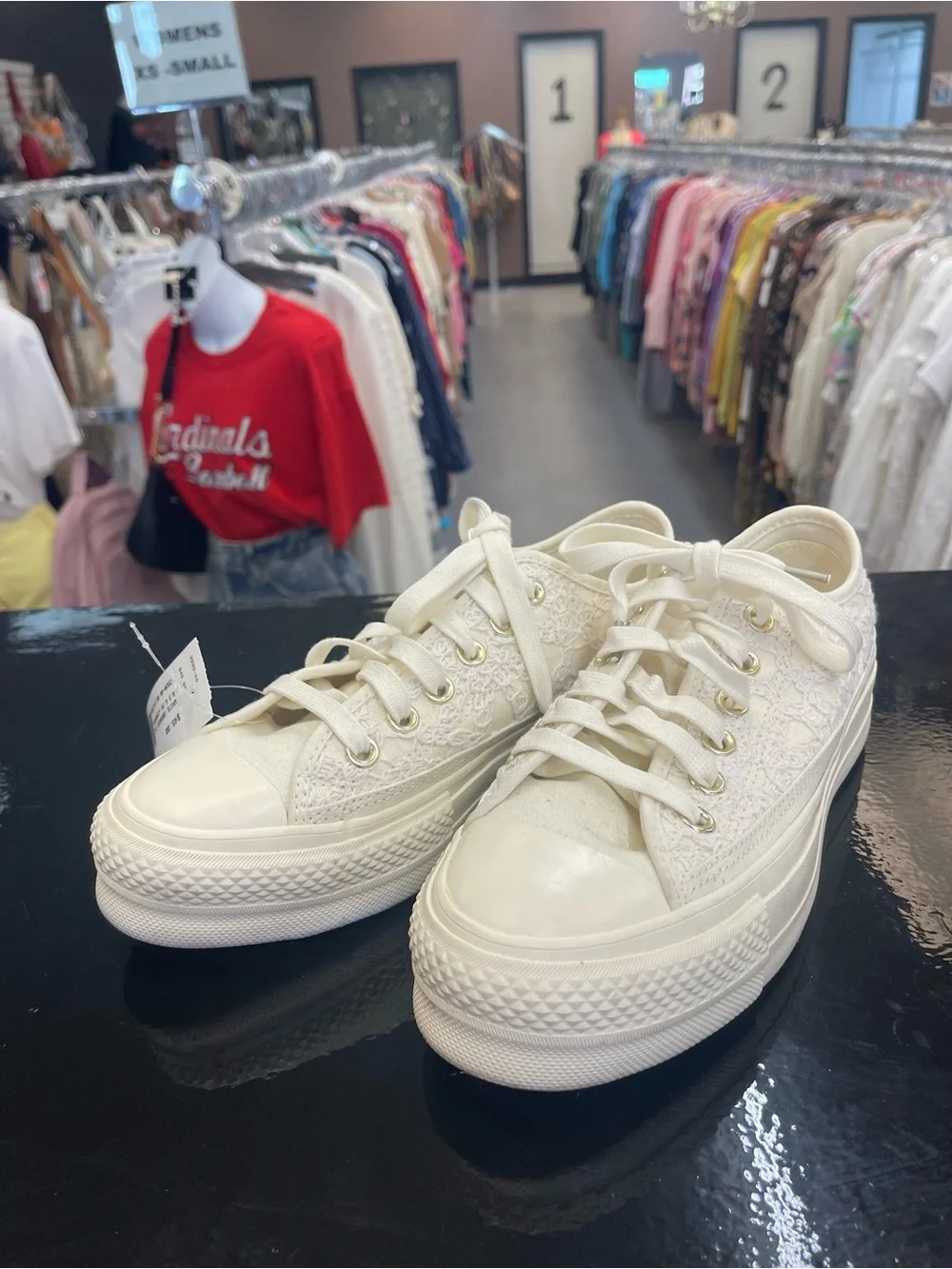 Converse Women's Cream Lace Low-Top Platform Sneakers